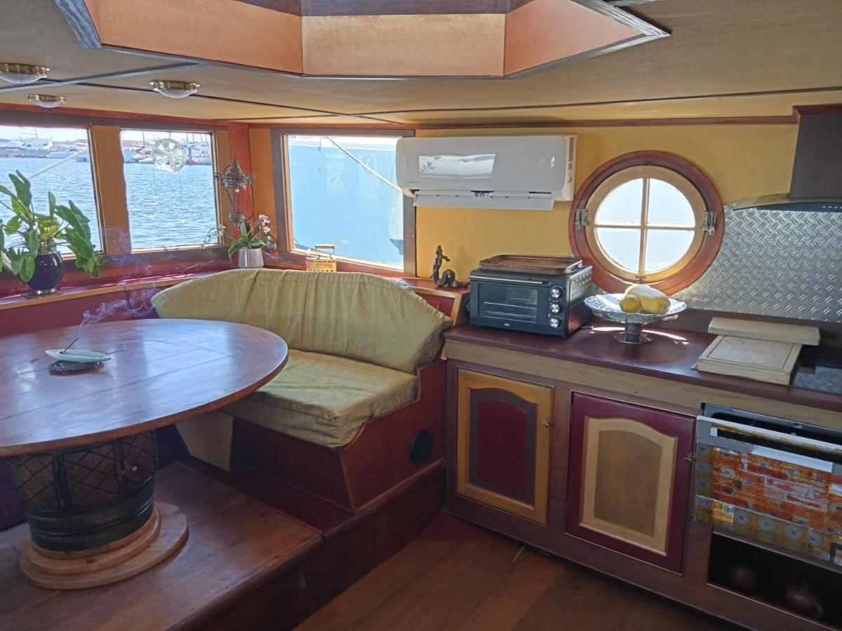 Bateau De Pirates Hotell Gruissan Exteriör bild
